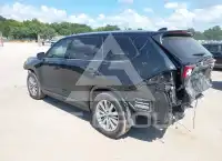 2024 Toyota Highlander photo