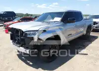 2024 Toyota TUNDRA фото