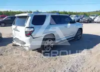 2024 Toyota 4 RUNNER photo