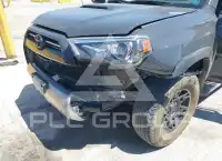 2024 Toyota 4 RUNNER фото