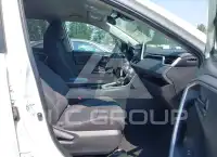 2024 Toyota RAV4 фото