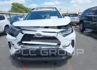 2024 Toyota RAV4 фото