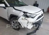2024 Toyota RAV4 фото
