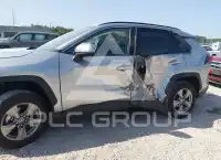 2024 Toyota RAV4 фото