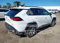 2024 Toyota RAV4 фото