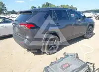 2024 Toyota RAV4 фото