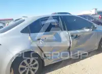 2024 Toyota COROLLA фото