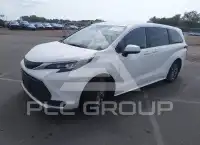 2024 Toyota SIENNA photo