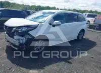 2024 Toyota SIENNA фото