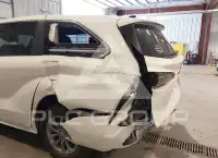 2024 Toyota SIENNA фото