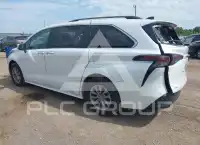 2024 Toyota SIENNA фото