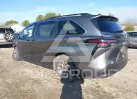 2024 Toyota SIENNA фото
