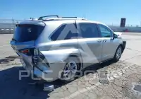 2024 Toyota SIENNA фото