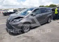 2024 Toyota SIENNA фото