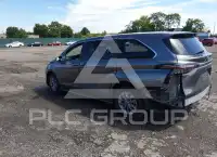 2024 Toyota SIENNA фото