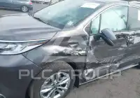 2024 Toyota SIENNA фото