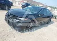 2024 Toyota CAMRY фото