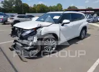 2024 Toyota Highlander фото