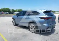 2024 Toyota Highlander фото