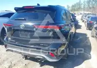 2024 Toyota Highlander фото