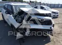 2024 Toyota Highlander фото
