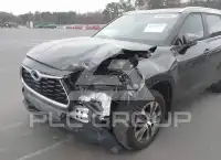 2024 Toyota Highlander photo