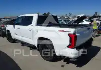2024 Toyota TUNDRA фото