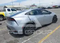 2024 Toyota PRIUS photo