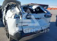 2024 Toyota RAV4 фото