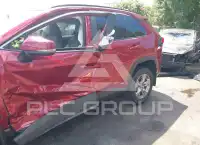 2024 Toyota RAV4 фото