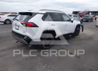 2024 Toyota RAV4 фото