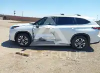 2024 Toyota Highlander фото