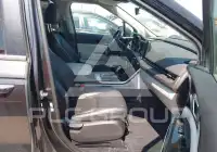 2024 KIA Carnival фото