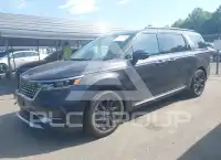 2024 KIA Carnival фото