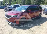 2024 KIA Carnival фото