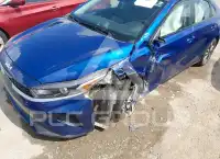 2024 KIA Forte фото