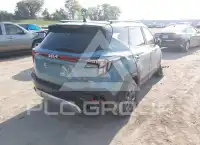 2024 KIA Seltos фото