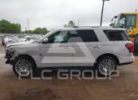 2024 Ford EXPEDITION photo