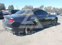2024 Ford MUSTANG фото