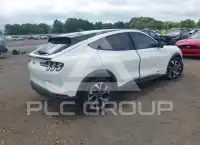 2024 Ford MUSTANG photo
