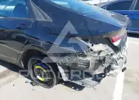 2024 Hyundai Elantra фото