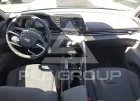 2024 Hyundai Elantra фото