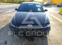 2024 Hyundai Elantra photo