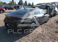 2024 Hyundai Elantra фото