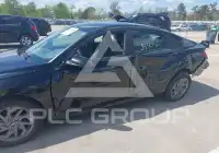 2024 Hyundai Elantra фото