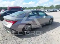 2024 Hyundai Elantra фото