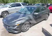 2024 Hyundai Elantra фото