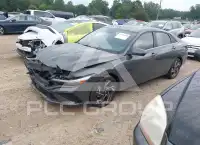 2024 Hyundai Elantra фото