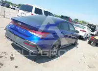 2024 Hyundai Elantra фото