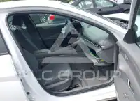 2024 Hyundai Elantra photo